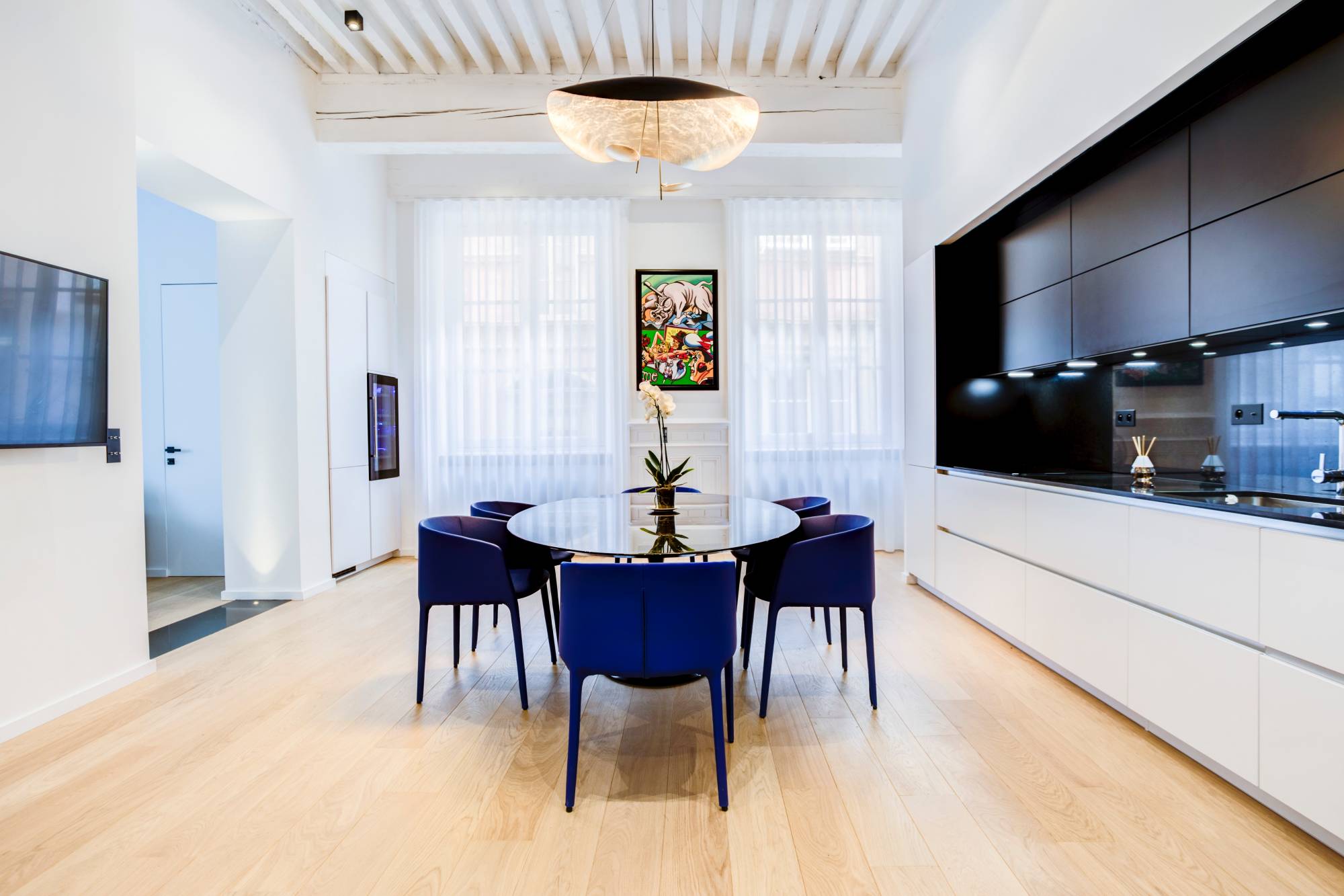 Rénovation Appartement Classé à Lyon : Design Contemporain avec Arrivetz