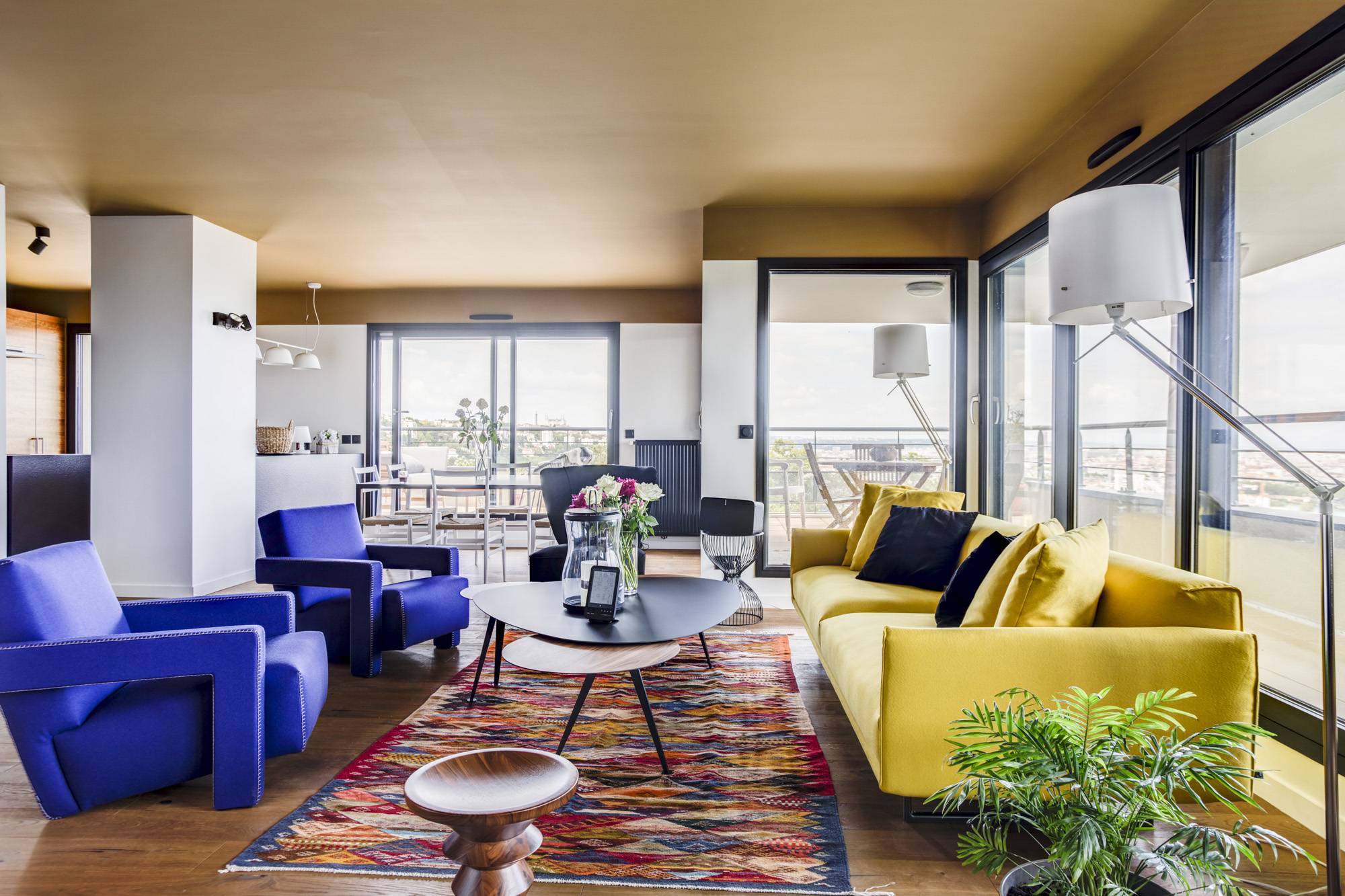 Mobilier de Designer à Lyon : Projet Élégant avec Cassina, MDF Italia et Vitra