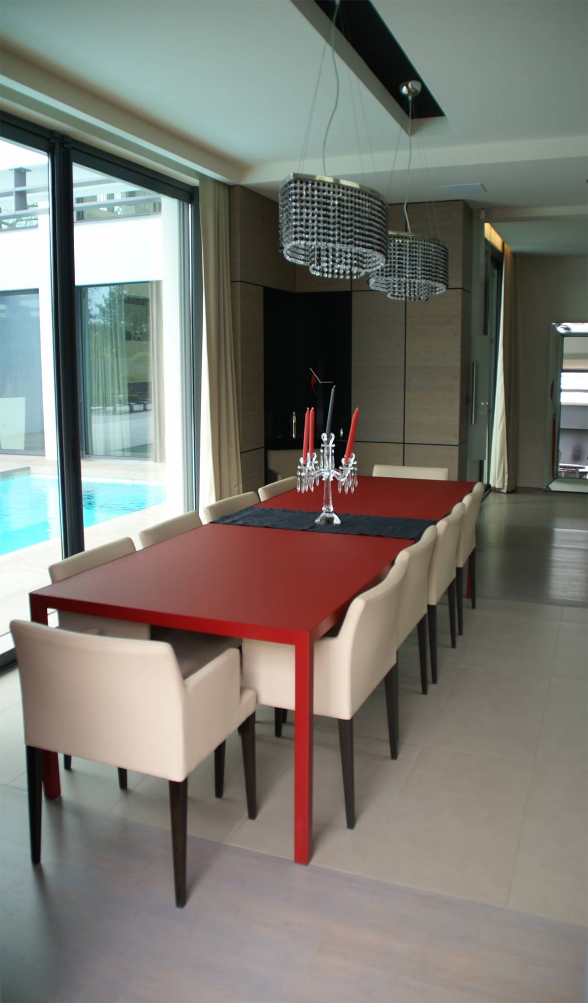 Ameublement et Décoration de Maisons avec Mobilier Design de Luxe Arrivetz Lyon