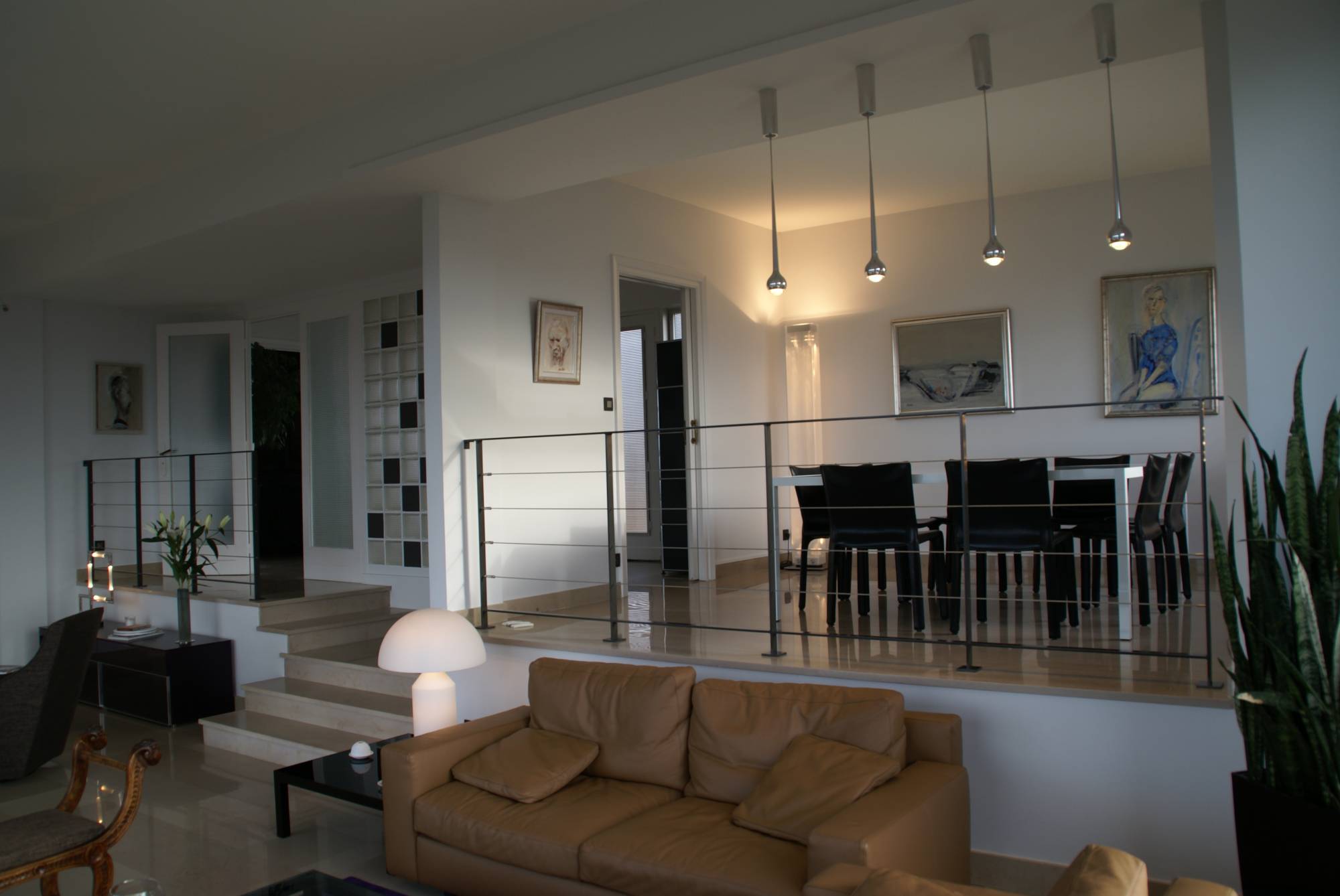 Arrivetz Lyon : Mobilier de Designer Poltrona Frau, Cassina et Plus dans les Monts d’Or