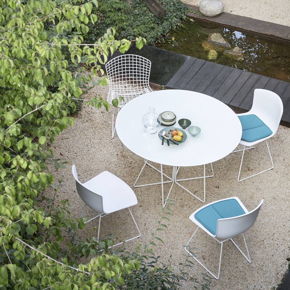 BERTOIA PLASTIC SIDE CHAIR