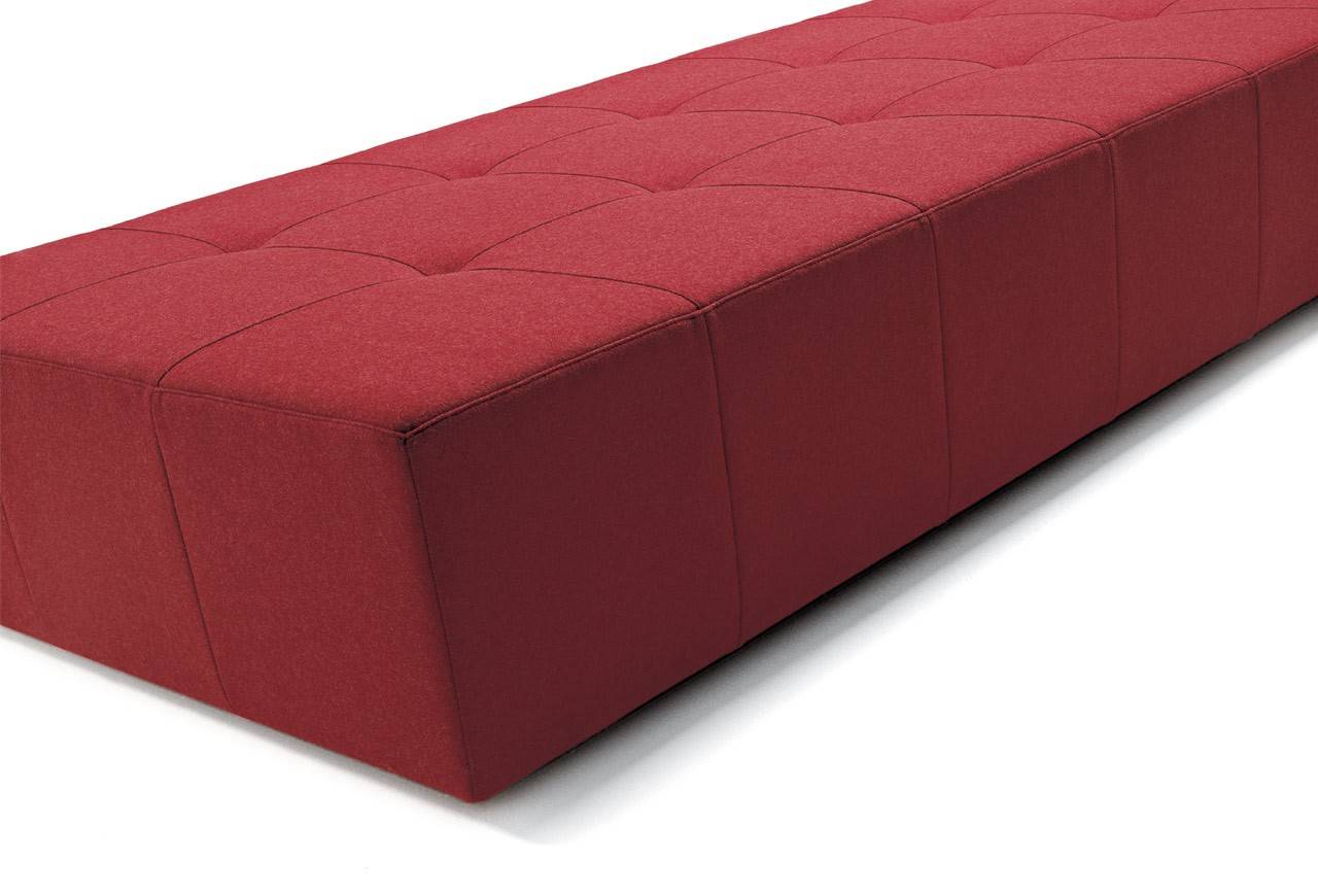 CUBO par Arrivetz Lyon : Poufs Haut de Gamme en Cuir et Tissu