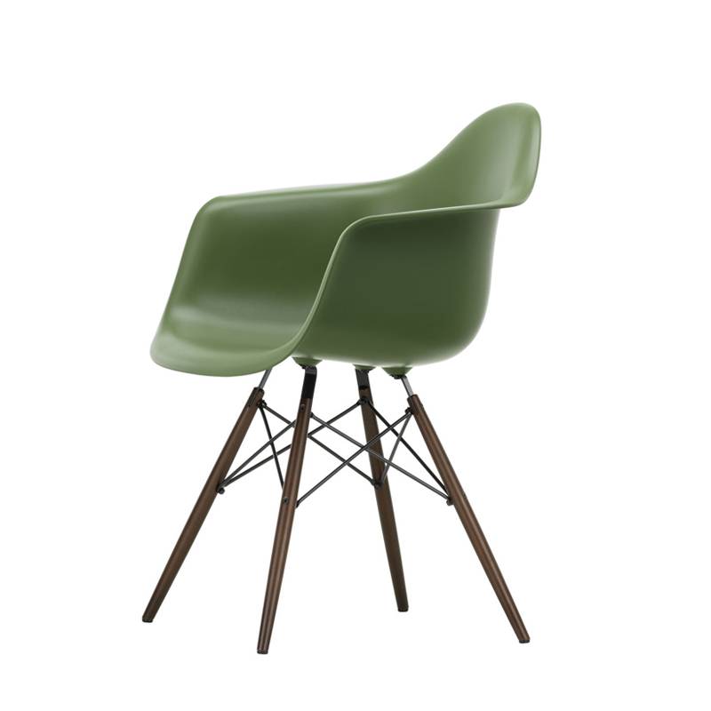 DAW : Les Plastic Armchairs iconiques pour votre intérieur à Lyon