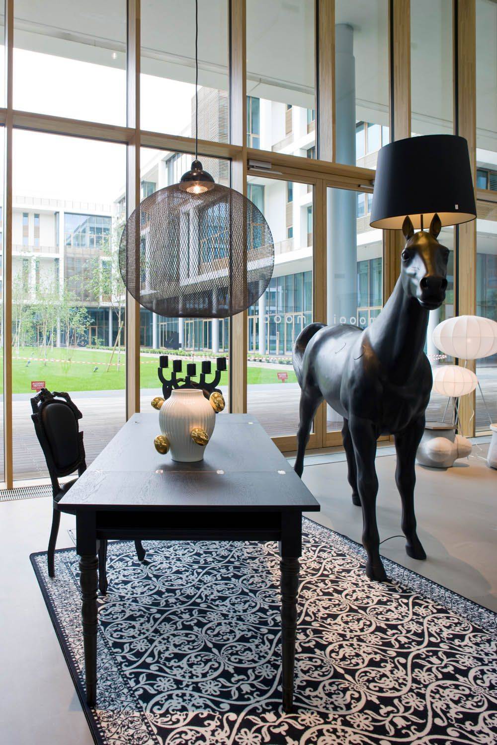 HORSE LAMP