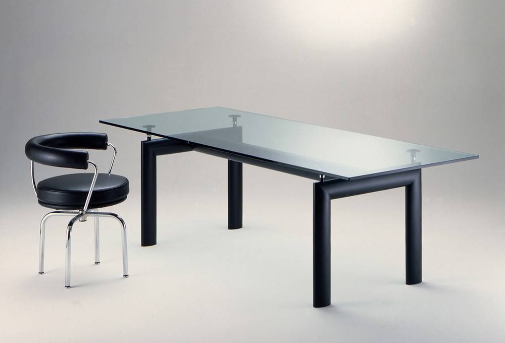 Chaise LC7