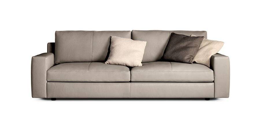 Canapé Massimosistema Poltrona Frau : confort en cuir Pelle Frau®, disponible à Lyon chez Arrivetz