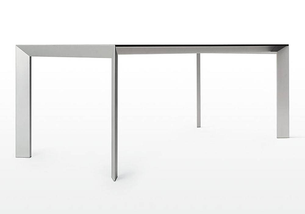 table kristalia pour maison à lyon