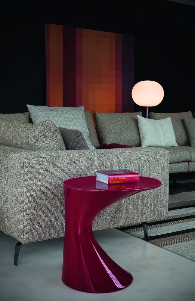Table d’appoint design TOD à Lyon – Praticité et style pour votre salon