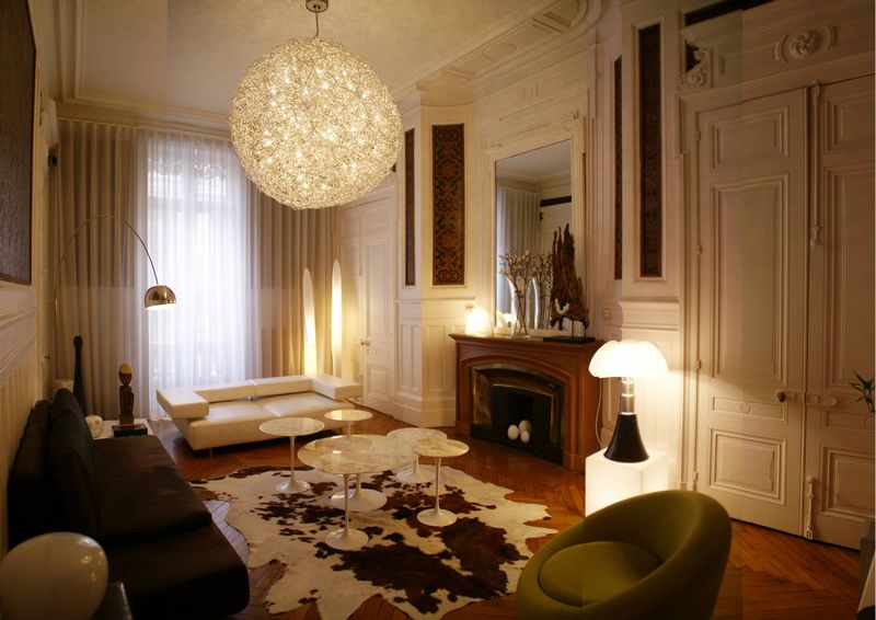 Aménagement d’Appartement à Lyon avec Mobilier Design CASSINA, KNOLL et ADELTA