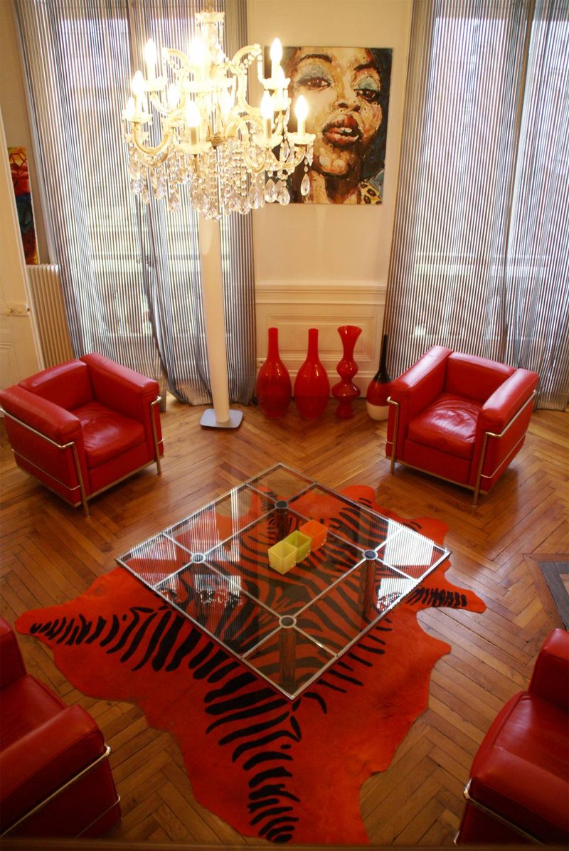 Aménagement d’Appartement à Lyon avec Mobilier Design CASSINA, KNOLL et ADELTA