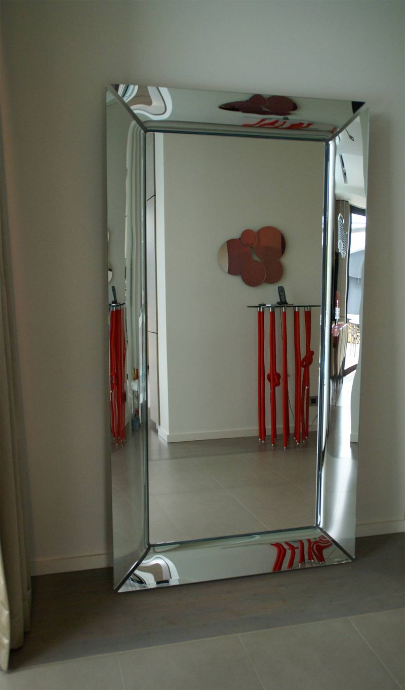 Ameublement et Décoration de Maisons avec Mobilier Design de Luxe Arrivetz Lyon