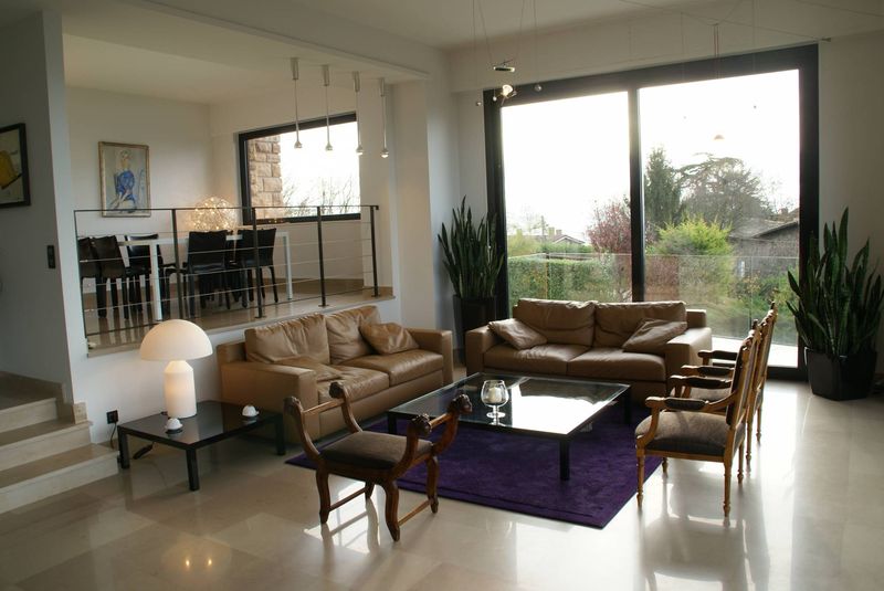 Arrivetz Lyon : Mobilier de Designer Poltrona Frau, Cassina et Plus dans les Monts d’Or