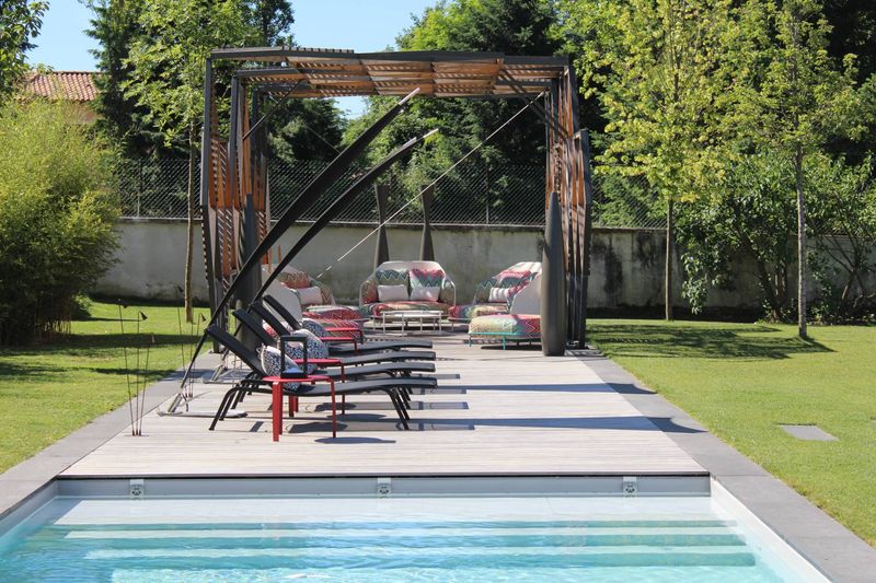 Rénovation et Décoration de Maisons à Lyon avec Arrivetz – CASSINA, KNOLL, VITRA