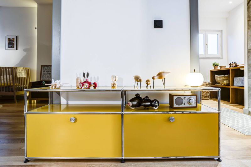 Appartement Duplex à Lyon Meublé par Arrivetz – Design Vitra, Knoll et Flos