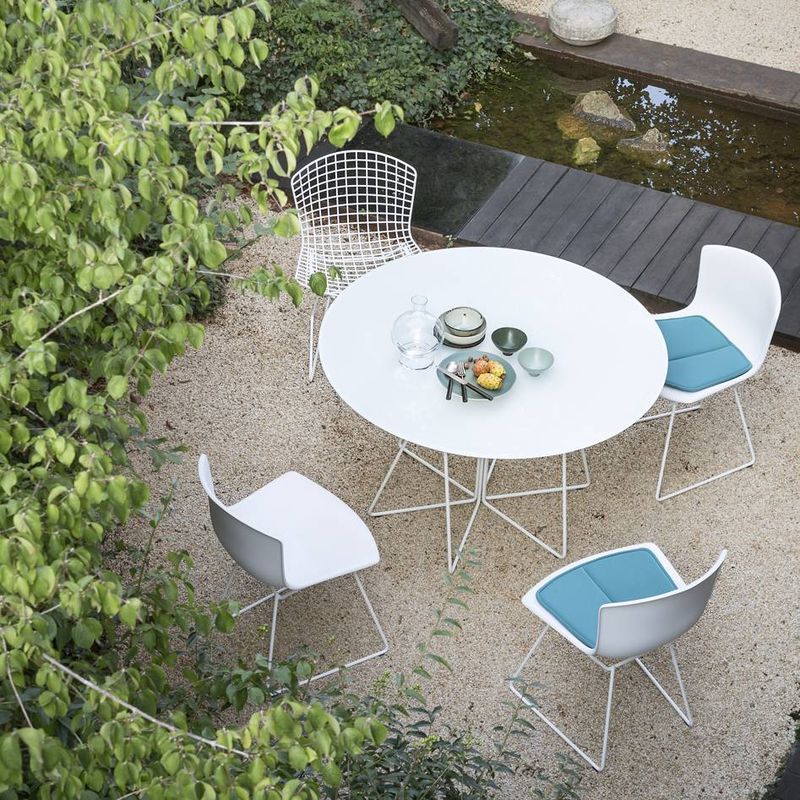 BERTOIA PLASTIC SIDE CHAIR