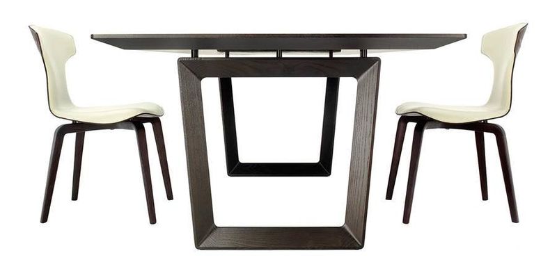 Table Bolero Poltrona Frau : Élégance et Légèreté par Roberto Lazzeroni à Lyon