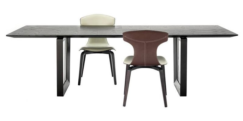 Table Bolero Poltrona Frau : Élégance et Légèreté par Roberto Lazzeroni à Lyon