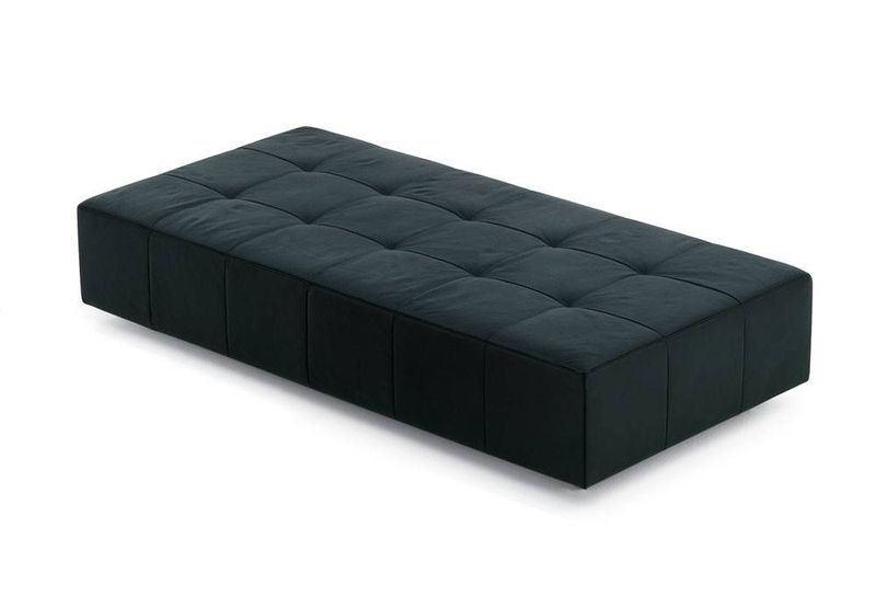 CUBO par Arrivetz Lyon : Poufs Haut de Gamme en Cuir et Tissu