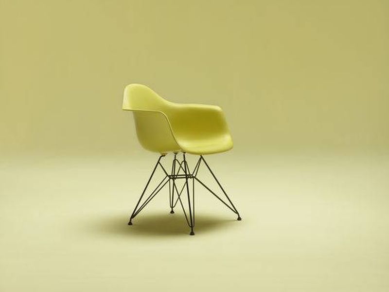 DAR : le fauteuil iconique en plastique design à Lyon