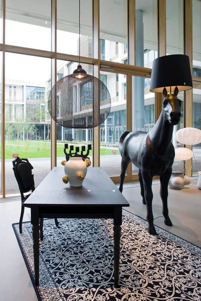 HORSE LAMP