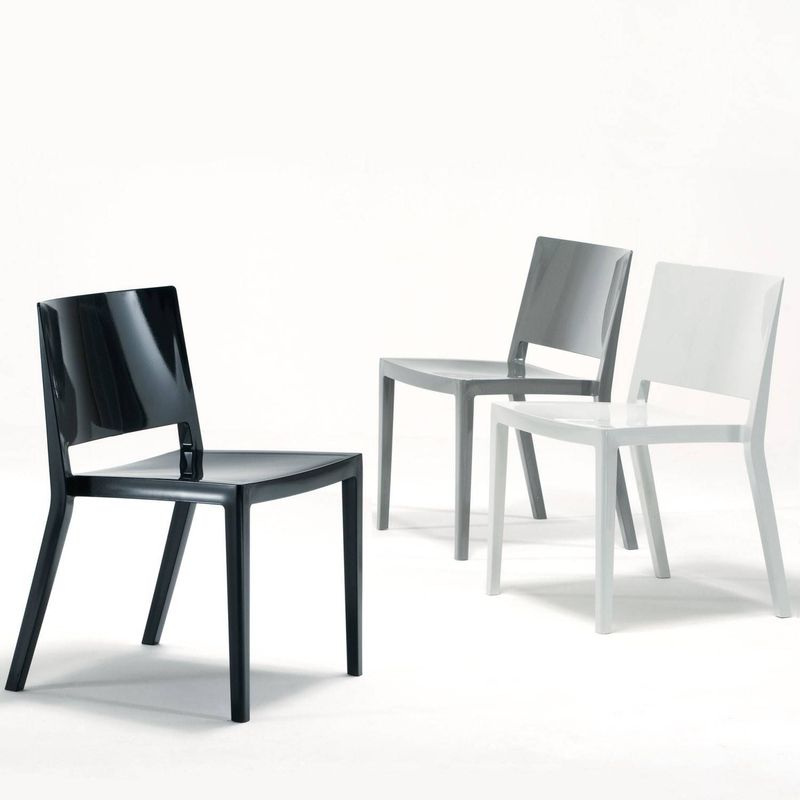 Chaise design LIZZ / LIZZ MAT en magasin à Lyon