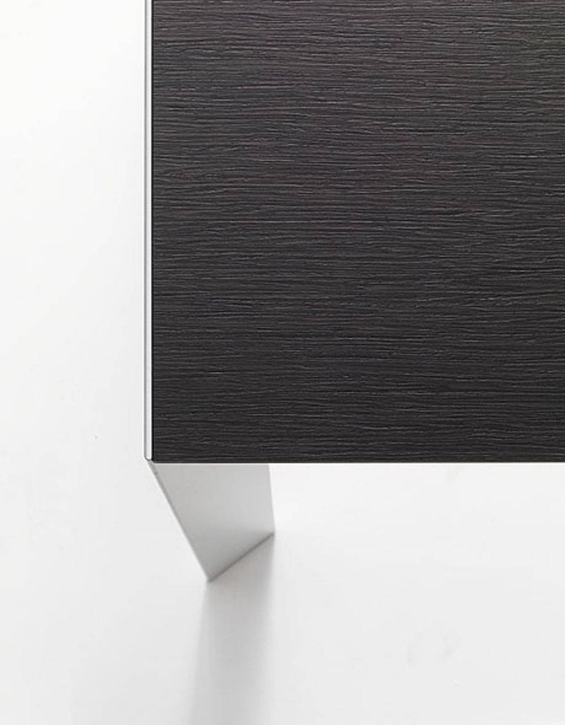 table de style épuré à annecy