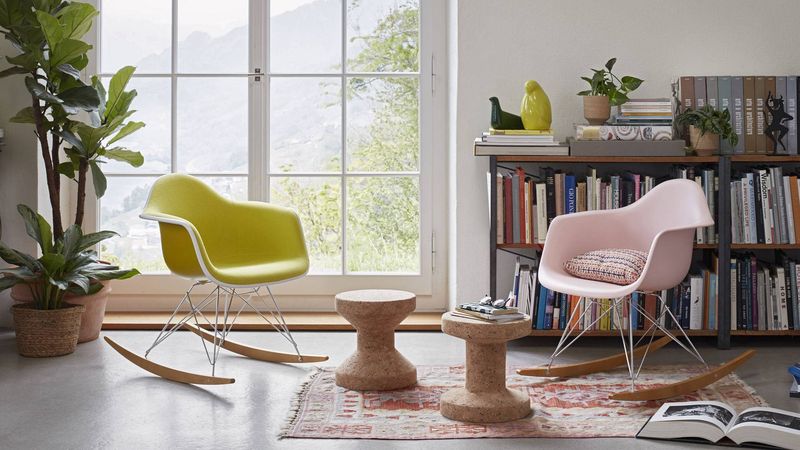 fauteuil a bascule eames lyon