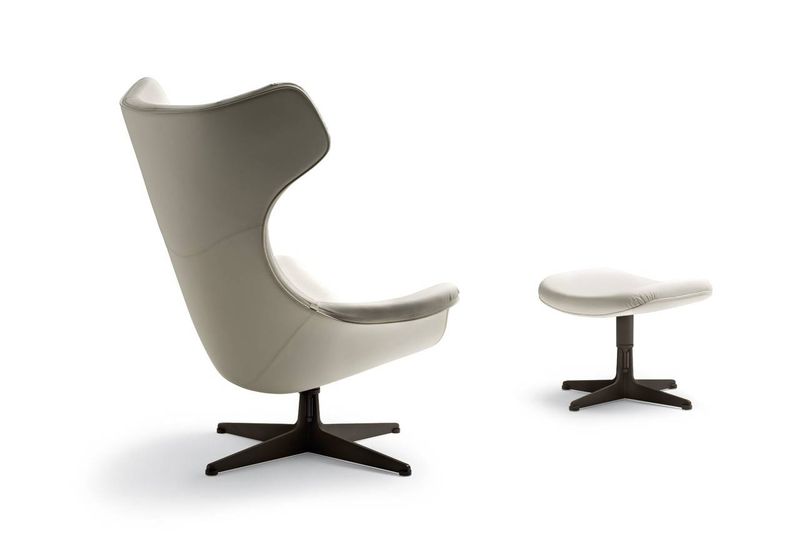 Fauteuil Regina II sur Lyon - Bergère contemporaine en cuir Pelle Frau® et design raffiné