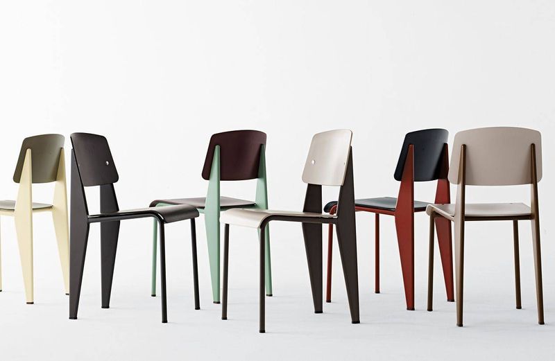 chaise design Jean Prouvé Lyon